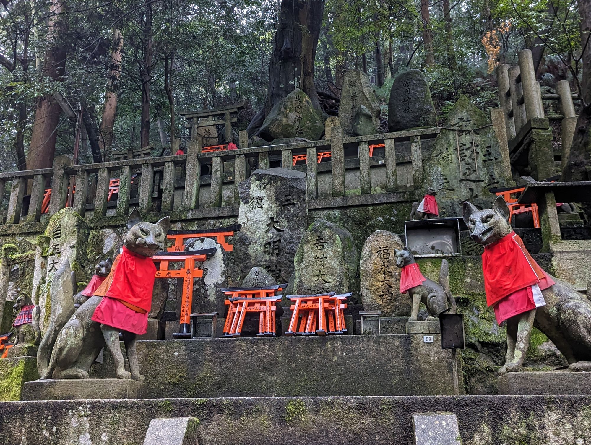 Stacy: Day 9 - Fushimi Inari Hike; geisha dance; ramen!